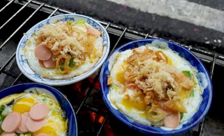 15 quán ăn vặt ngon bổ rẻ ở khu phố cổ Hà Nội