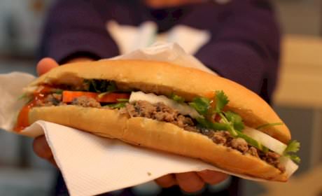 Top 13 quán bánh mì Hà Nội ngon khó cưỡng
