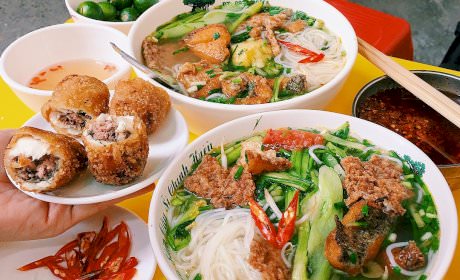 Các món ngon không thể bỏ qua trong ngõ Trung Yên