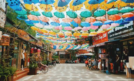 Làng lụa Vạn Phúc - làng quê thanh bình nhưng rực rỡ giữa thủ đô Hà Nội